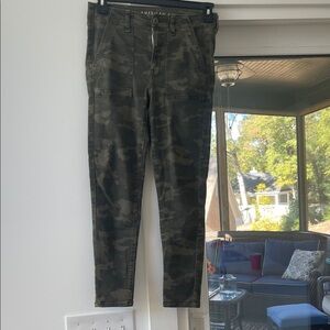 American Eagle Outfitters Men's Green Cargo Pants